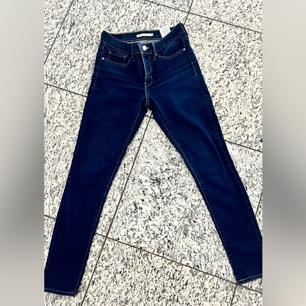 Levi’s 311 Jeans mid rise 27x30